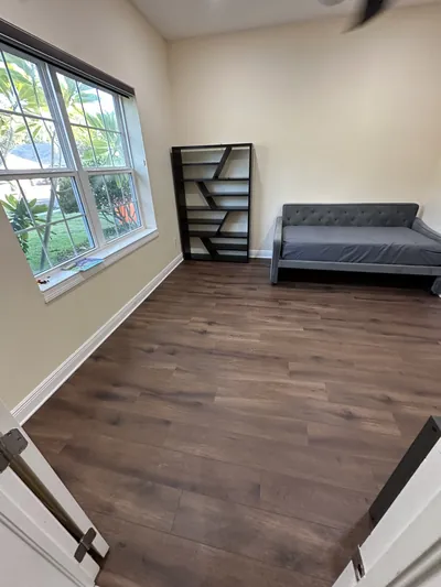Vinyl plank repair and replacement installation